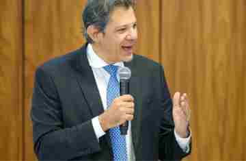  Isenção do IR será equivalente a um 14º salário, diz Haddad 